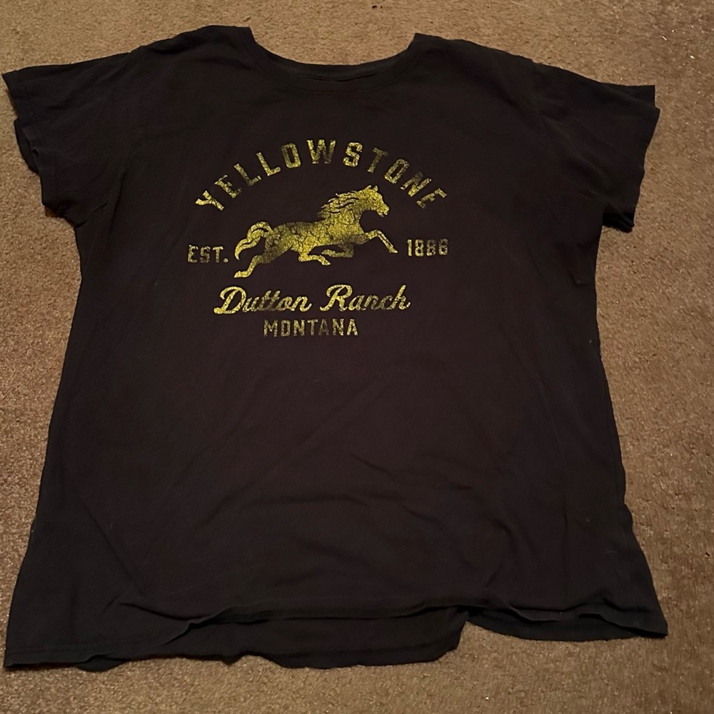 Yellowstone T shirt
